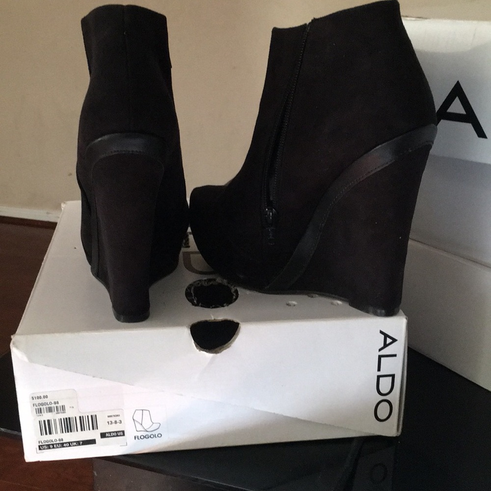 Booties - Picture 4 of 4